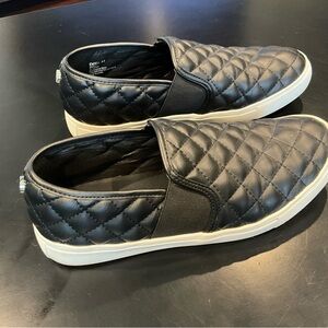 Steve Madden Black Quilted Slip-Ons